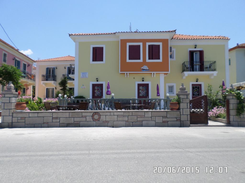 Apartment Toula Petra  Exterior photo